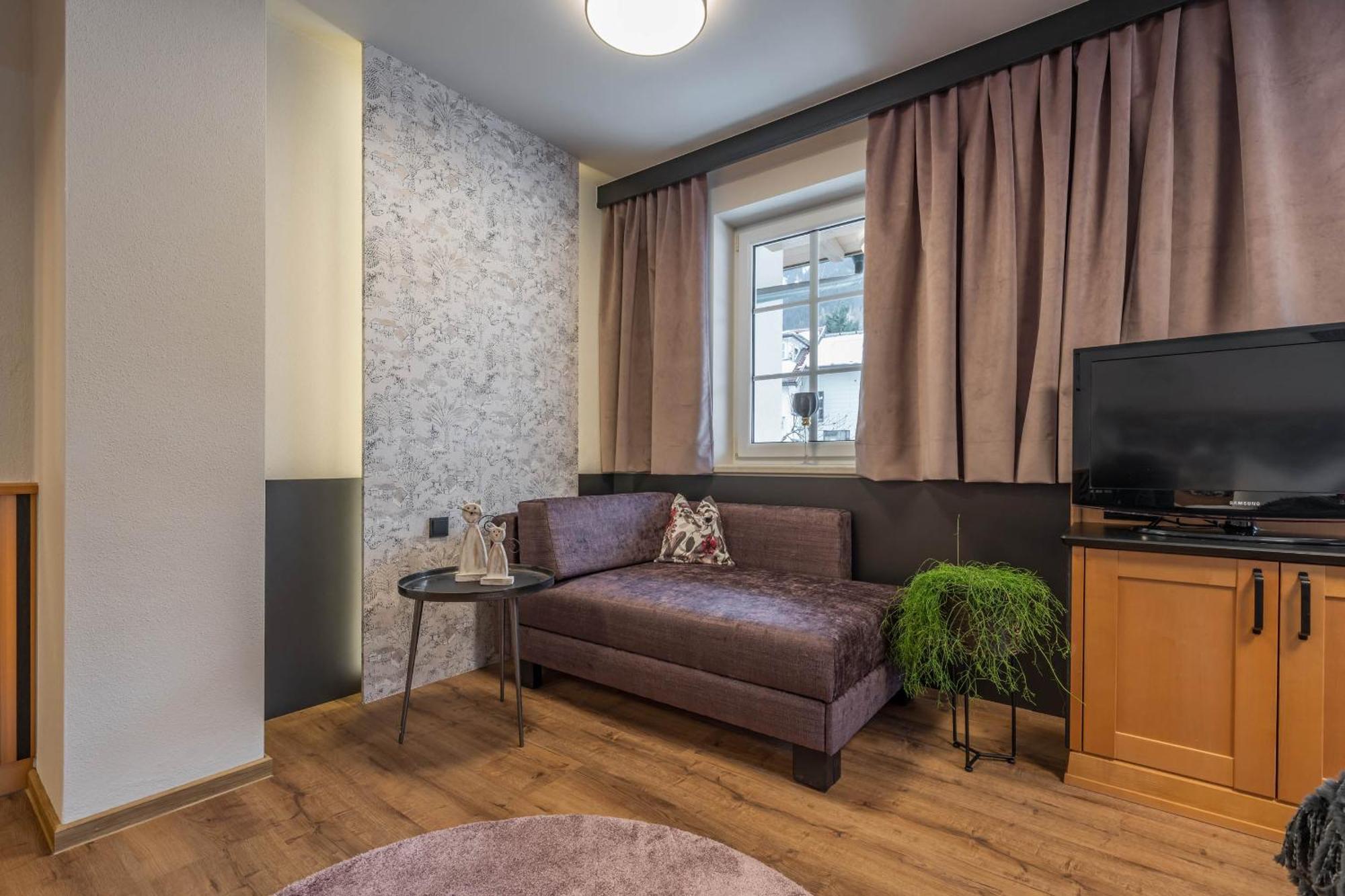 Apparthotel Sonnenhof Mayrhofen Luaran gambar